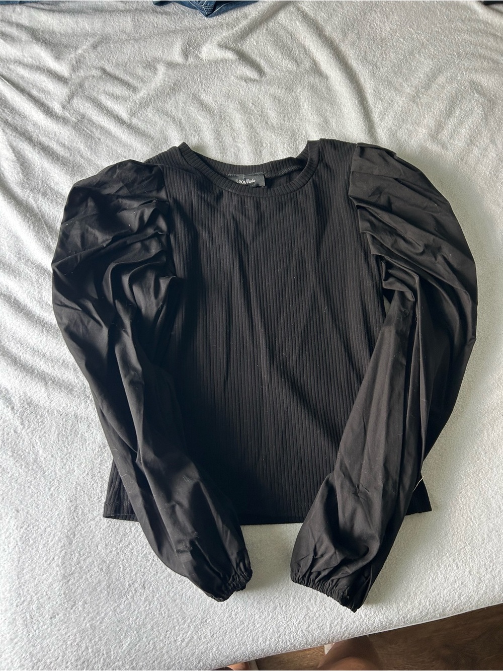 Black Puff-Sleeve Ribbed Top - Black